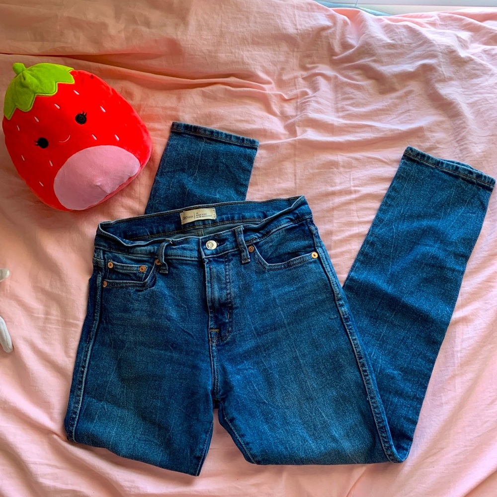 gap blue high rise slim straight jeans!